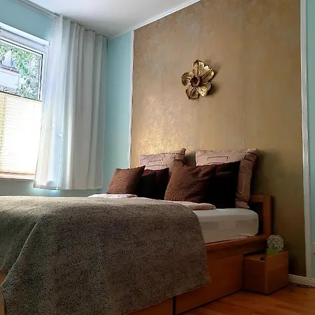 Apartment P1 In Berlin-friedrichshain Berlin